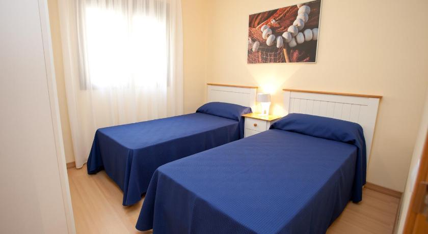 Apartamentos Port Cambrils Quarto foto